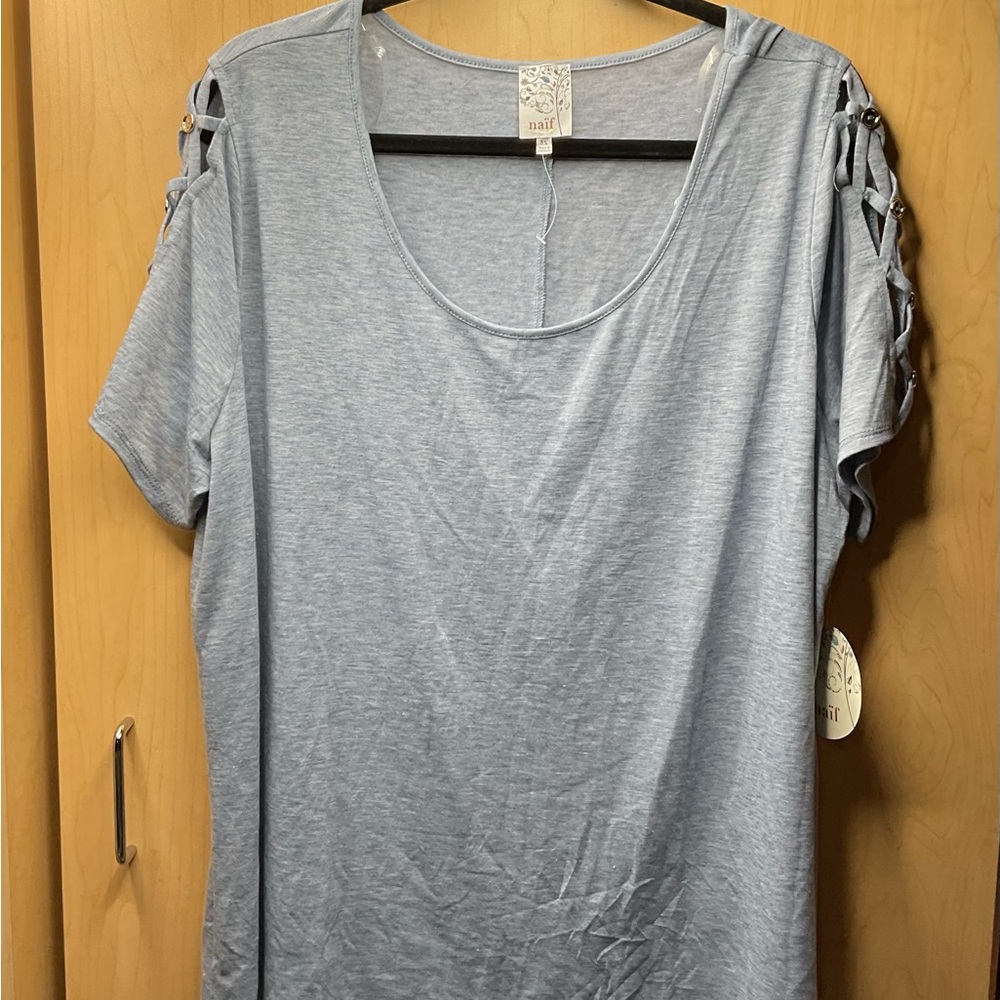 🇺🇸 Naïf Sky Blue Short Sleeve Women's Top, Size 3X